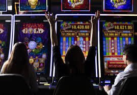 Responsible gaming message for adults using bdt 1200 live casino pages